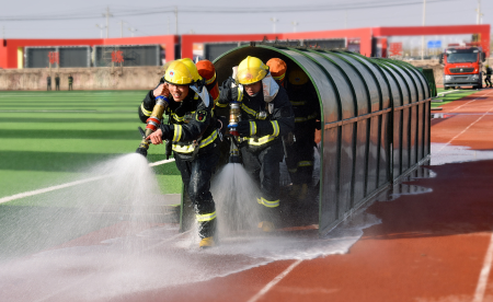 新员工现场消防、应急器材使用培训简报